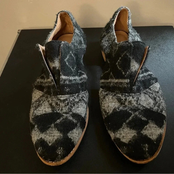 All Black wool upper loafer cut out sides size 8.5 fall casual western - Picture 4 of 12